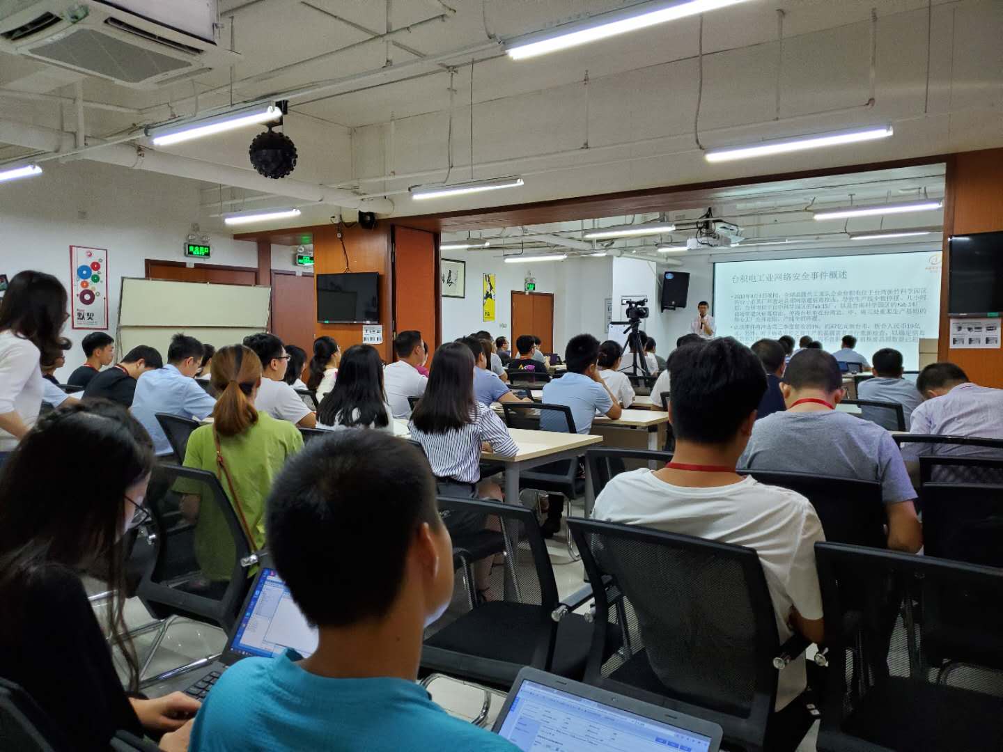 微信图片_20200404165942.jpg